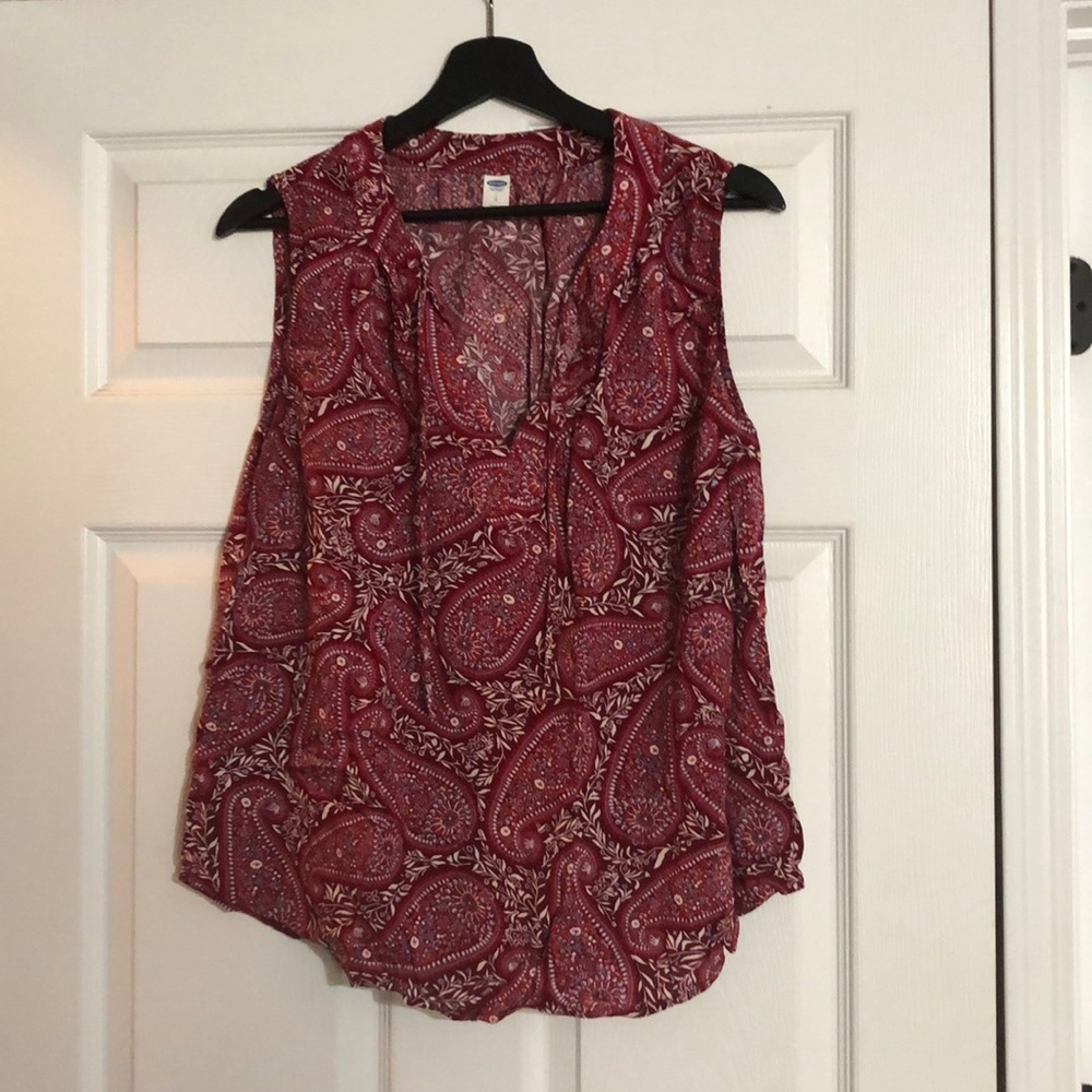 Old Navy print short sleeve shirt